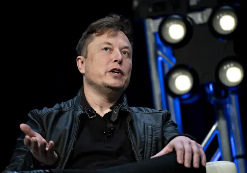 Elon Musk says the world needs more oil, gas, and babies
