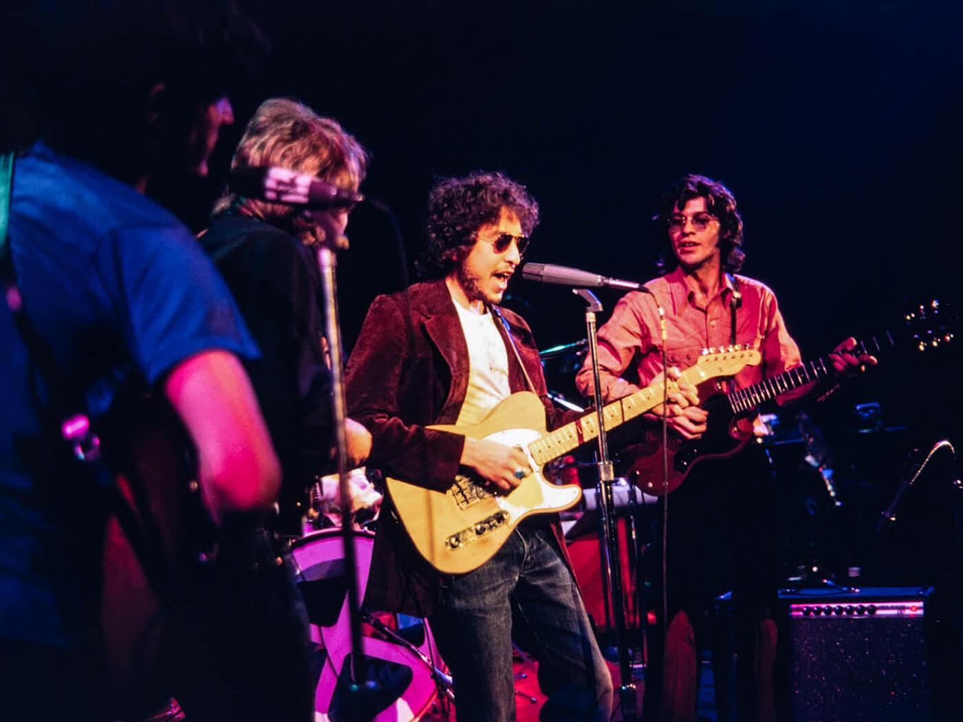 Previously unseen photos of The Band and Bob Dylan released