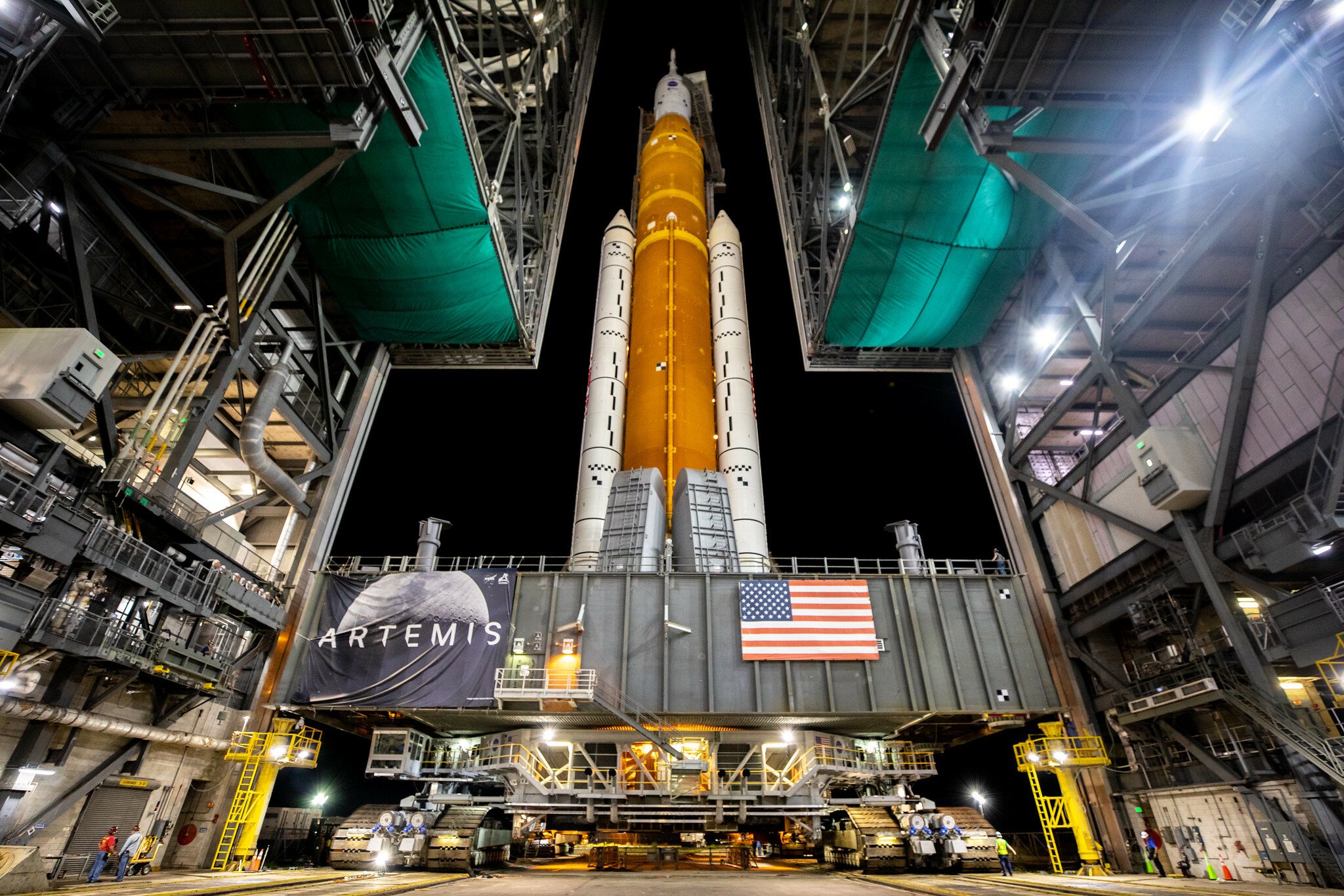 How NASA’s new megarocket stacks up against its legendary predecessor