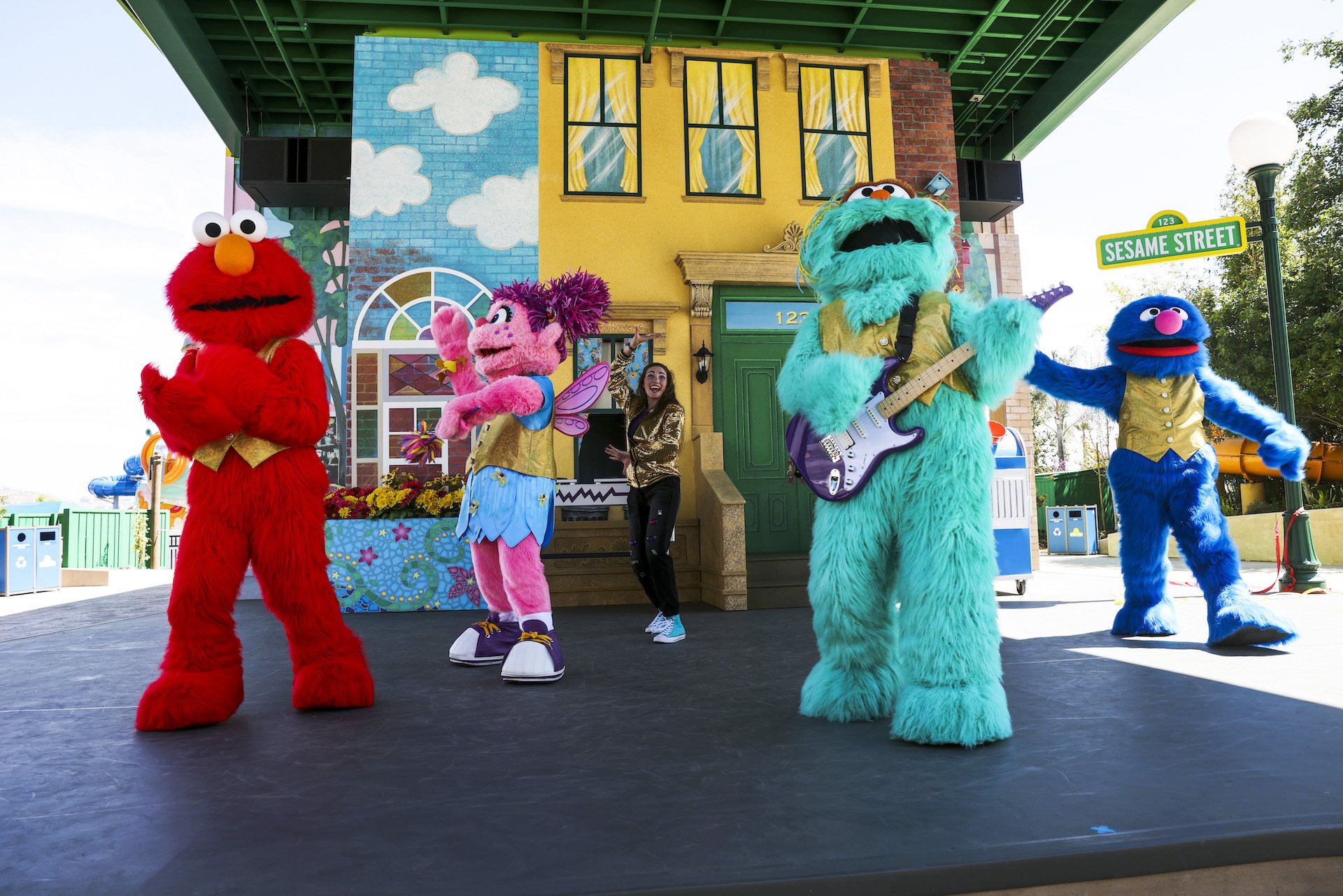 Sesame Place to hold diversity training after videos show black girls, others snubbed