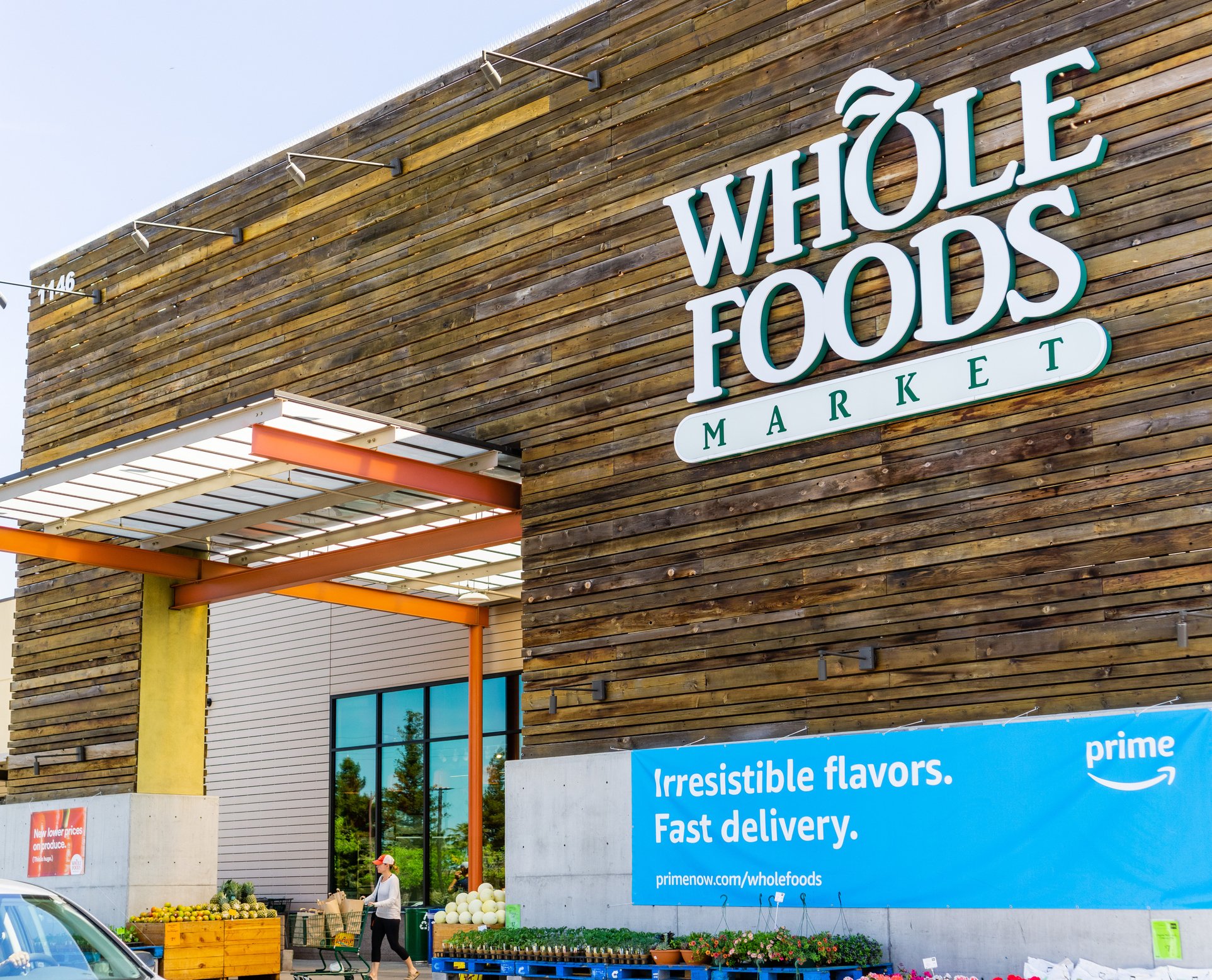 Amazon pushes palm-paying tech into more Whole Foods stores