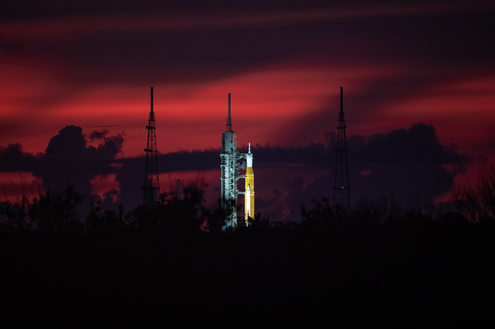 NASA's SLS rocket on the launchapd