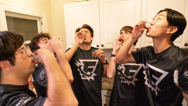 The Fugitive Gaming lads chug hot sauce in Players.