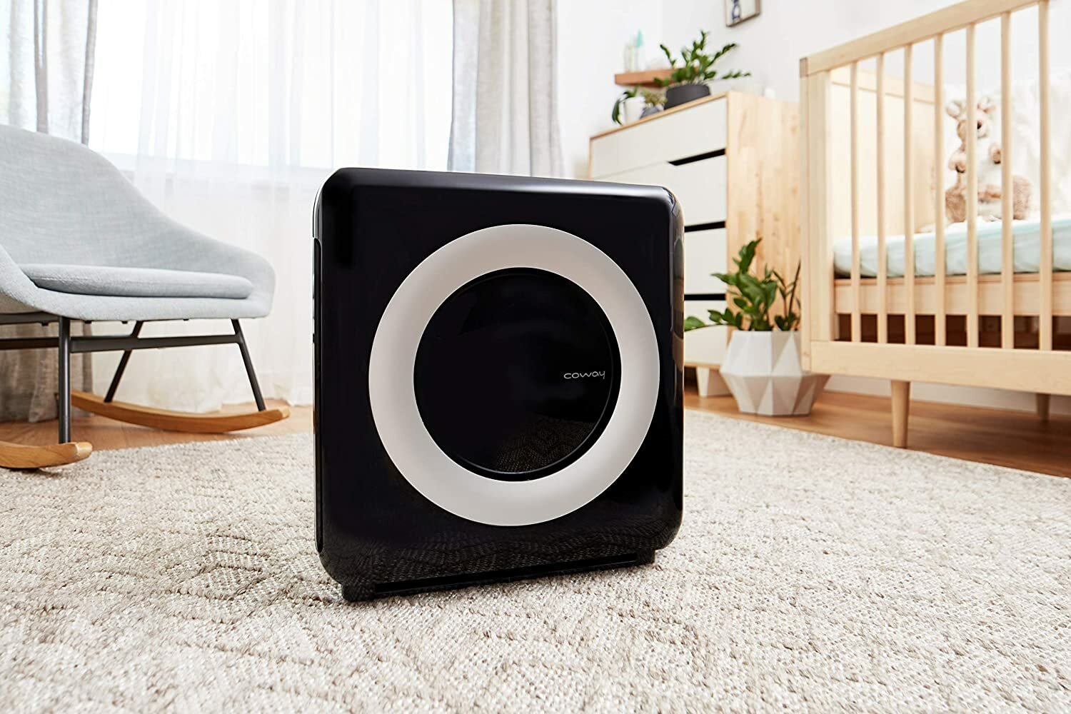 9 of the best air purifiers for pet owners