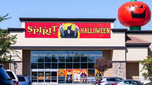 Spirit Halloween Is Spooked by Costume Memes, but Here Are Some of the Best Ones Anyway