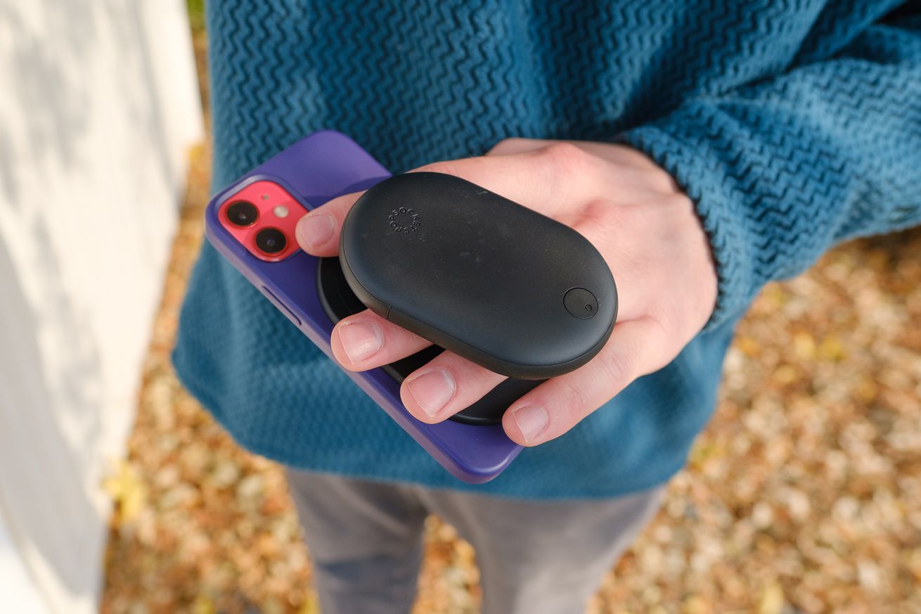 PopGrip JumpStart review: what if a battery bank were also a PopSocket?