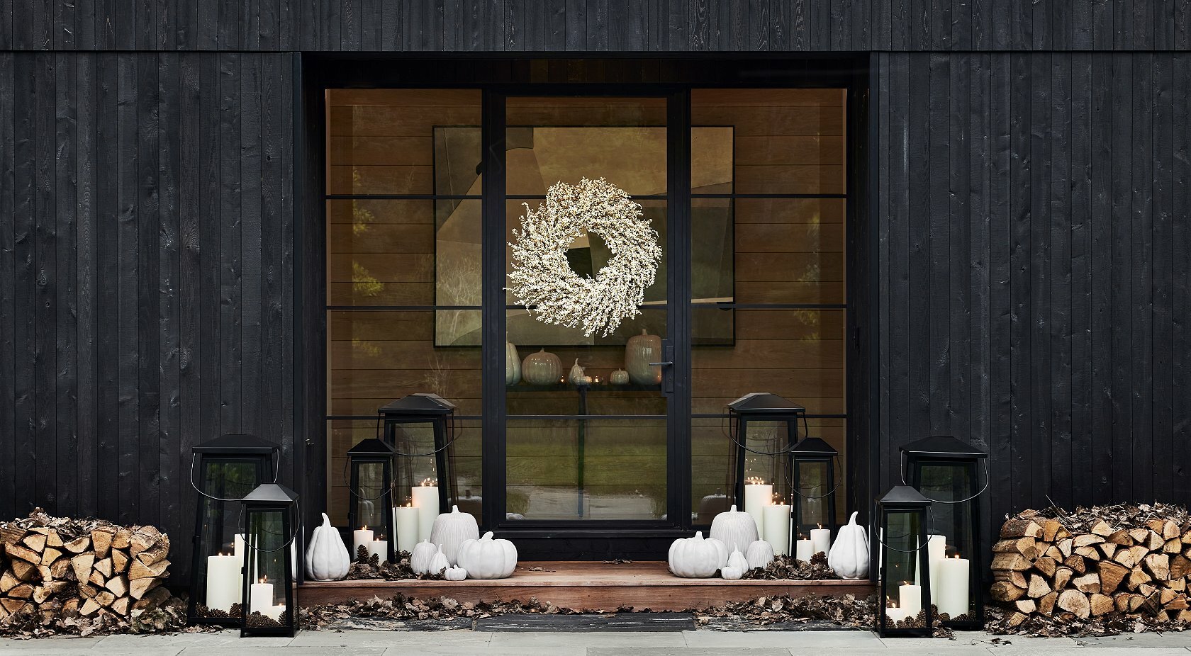 Wreaths, lanterns, and more outdoor home decor