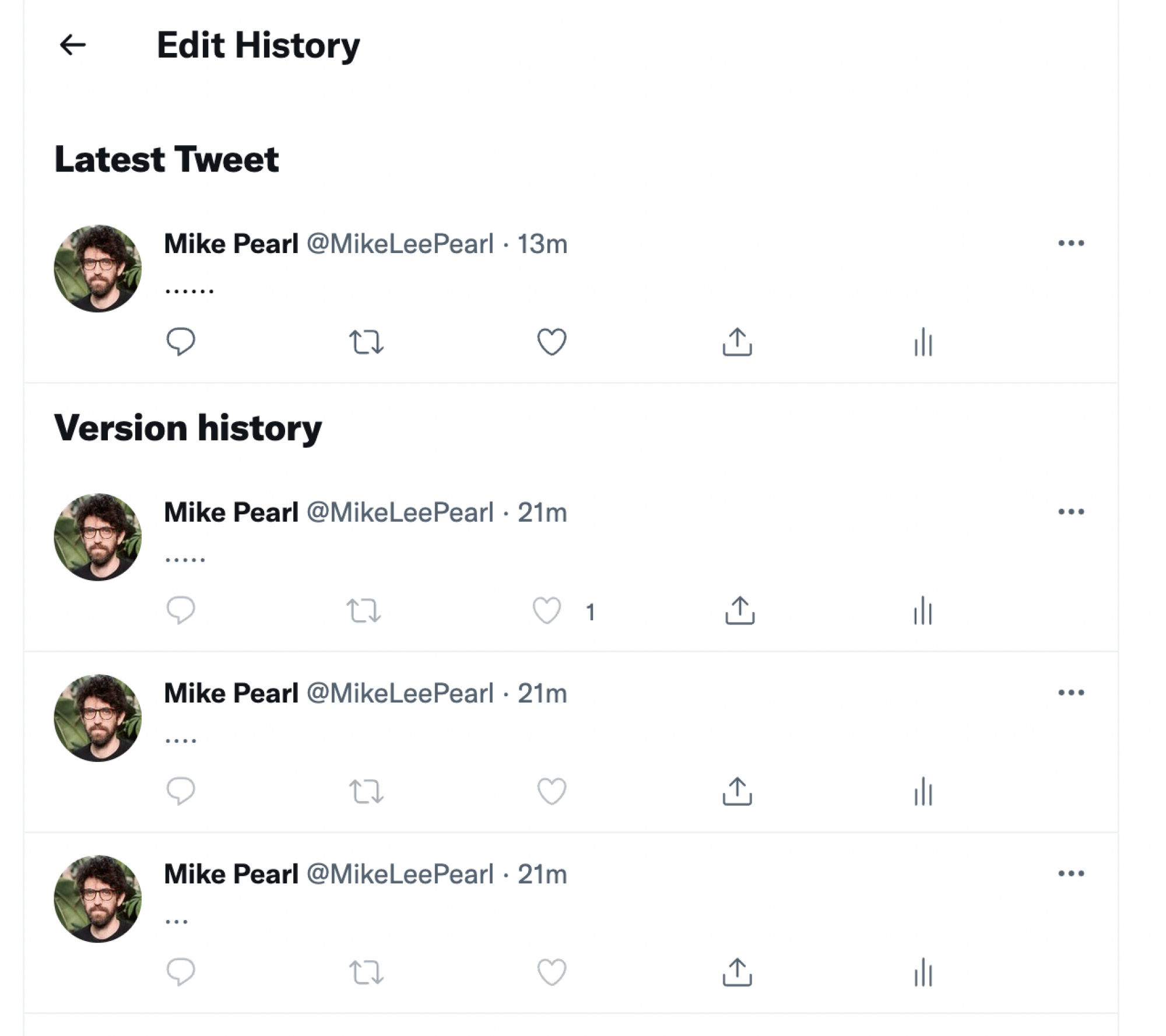 A version history of a tweet showing that the latest version actually received no likes.