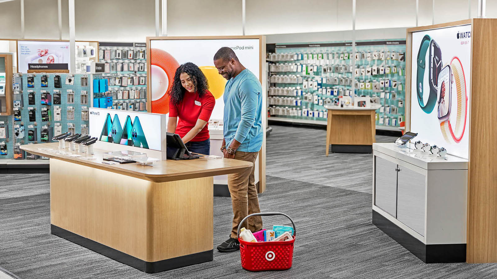 Target Highlights Apple Shops Expansion and Extended Trials for Apple Services