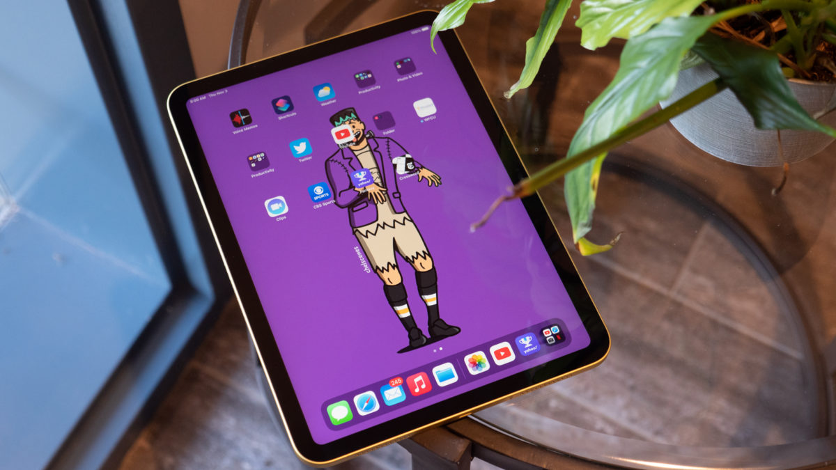 Apple iPad (10th generation) review: Mixed emotions