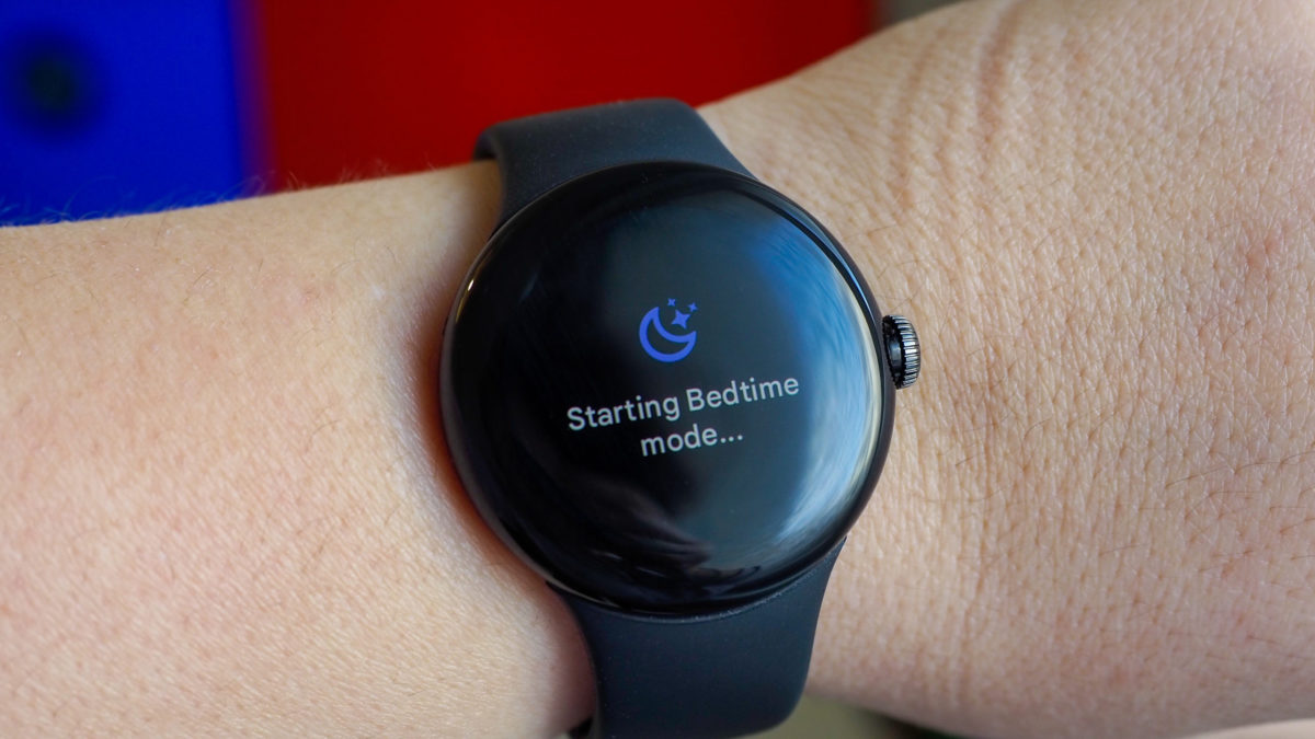 The Pixel Watch desperately needs an automatic bedtime mode