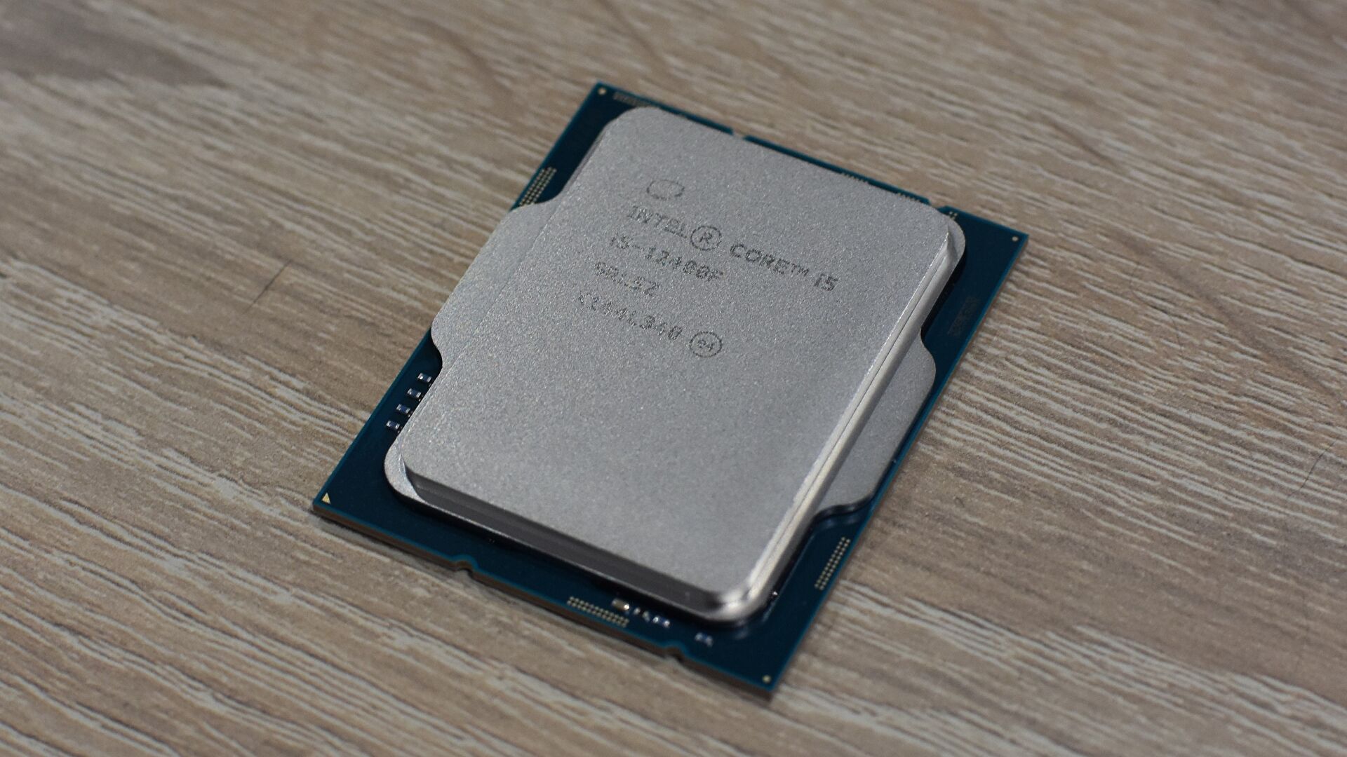 Grab the excellent Intel Core i5 12400F six-core CPU for £167
