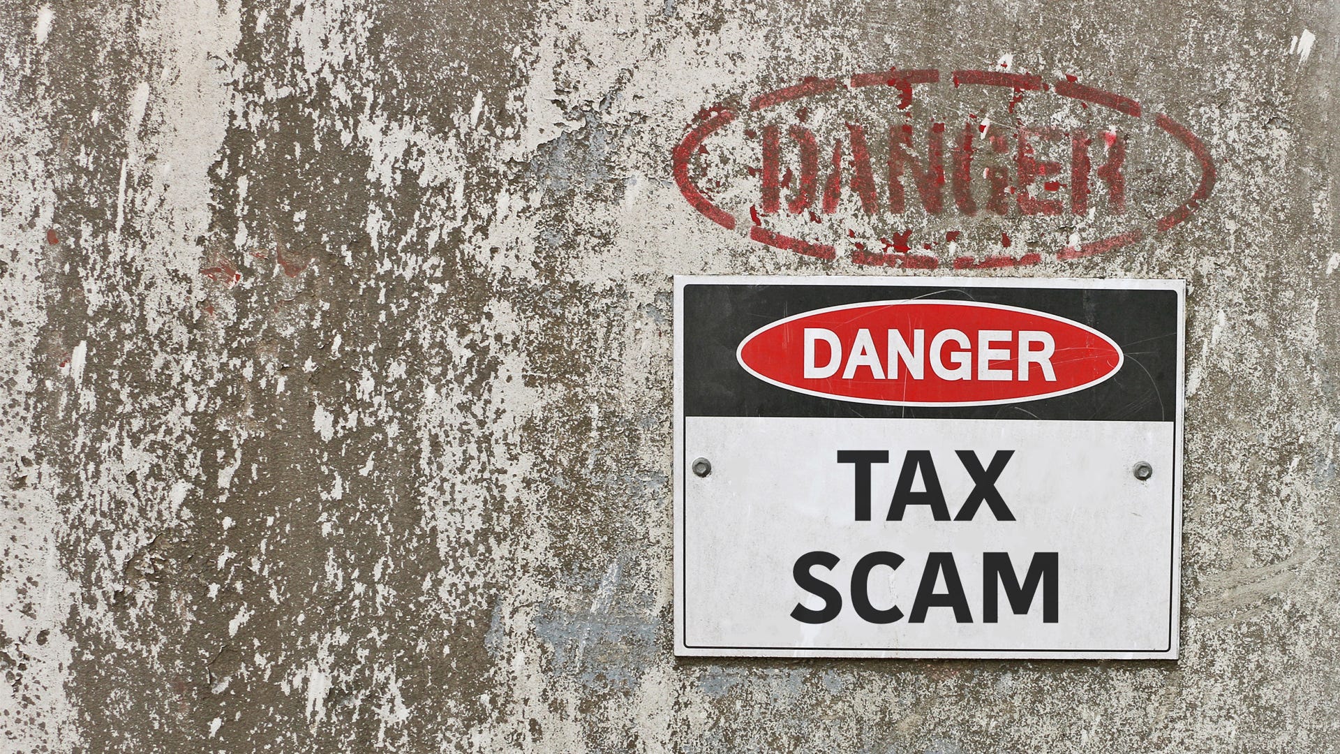 The IRS Won’t Text You, and Other Tax Scams to Avoid